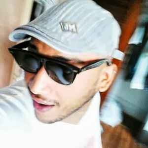 Meet your Posher, Richard i.